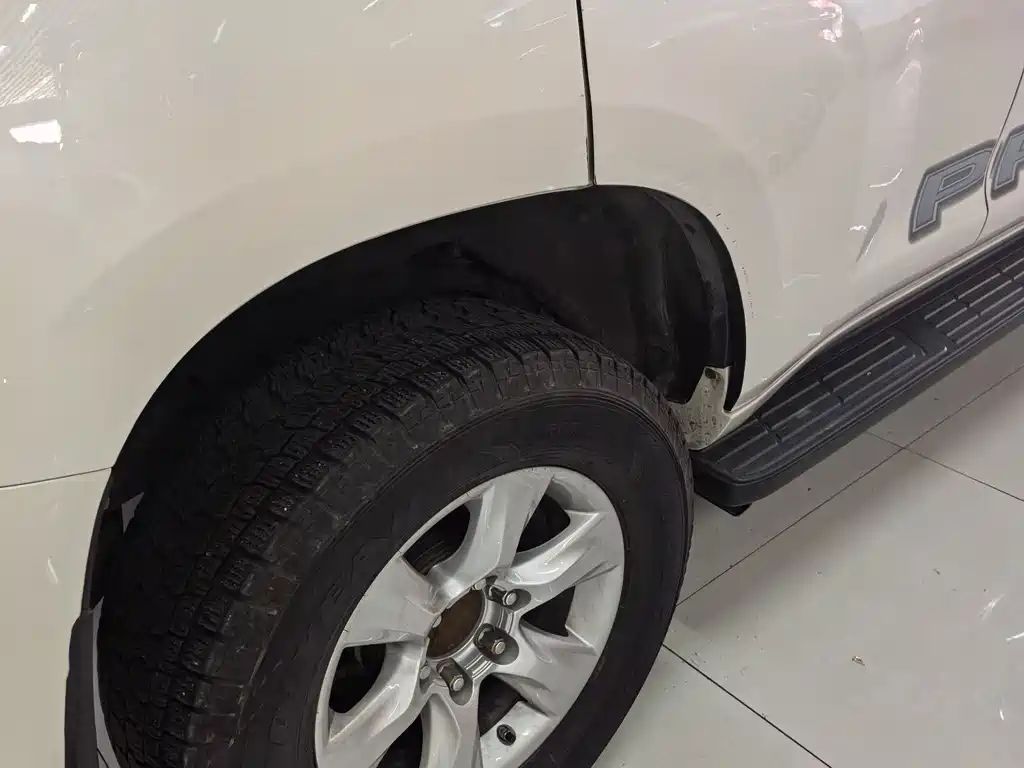Toyota Prado 2018 — фото 15