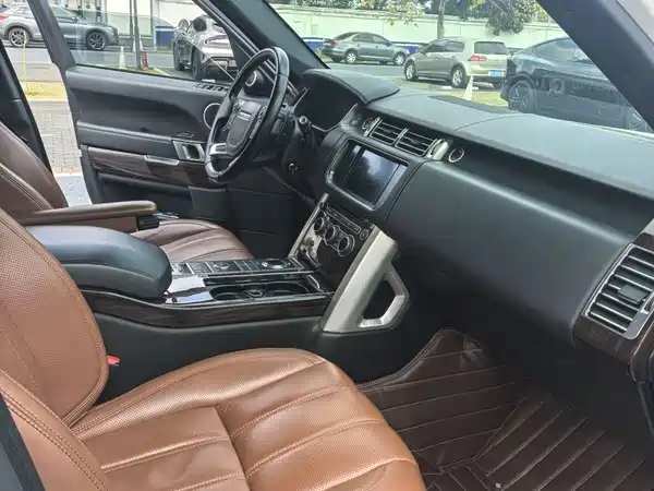 Land Rover Range Rover 2014