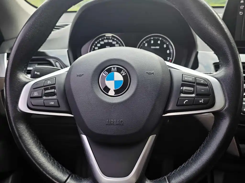 BMW X1 2021 — фото 11