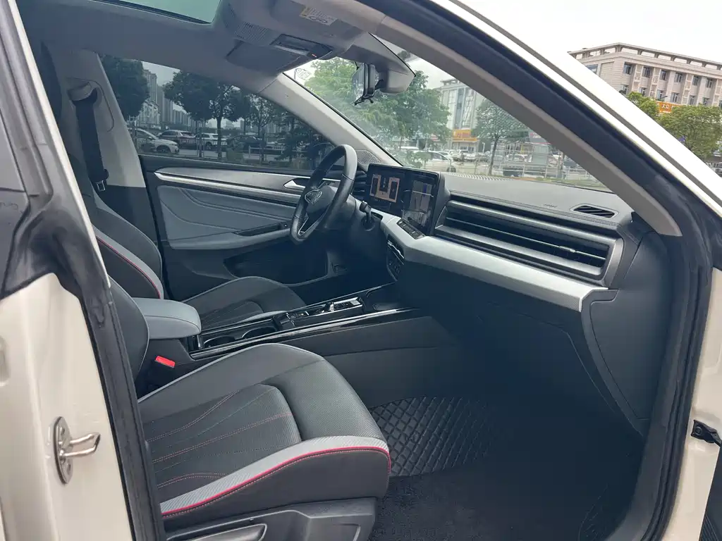 Volkswagen Lamando 2023