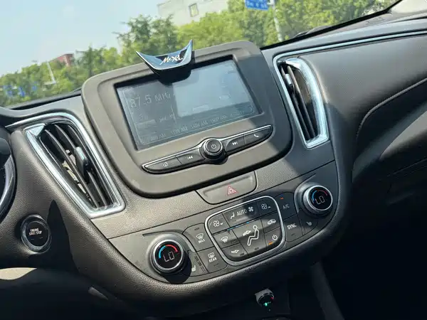 Chevrolet Malibu XL 2018