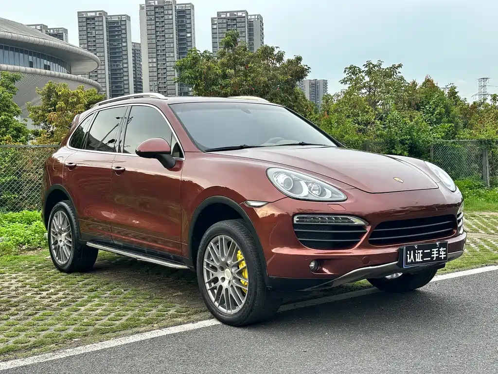 Porsche Cayenne 2013 — фото 3