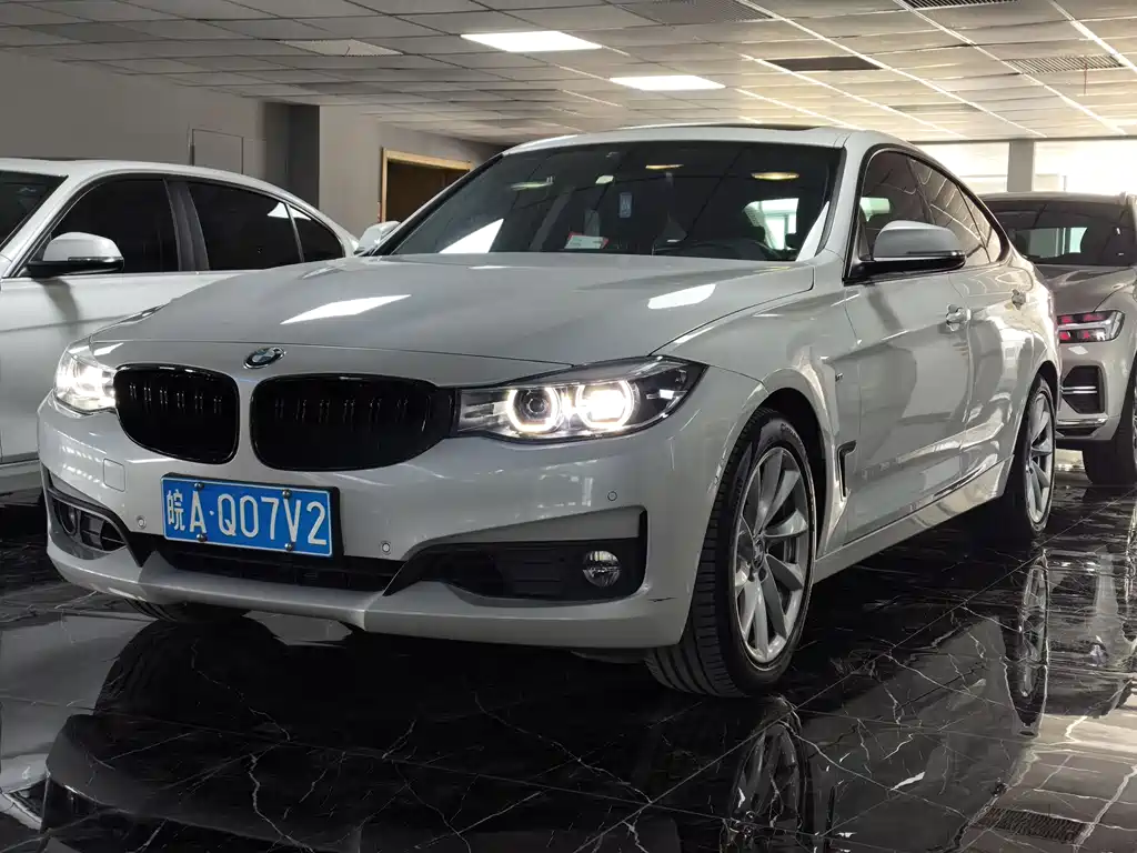 BMW 3 Series GT 2019