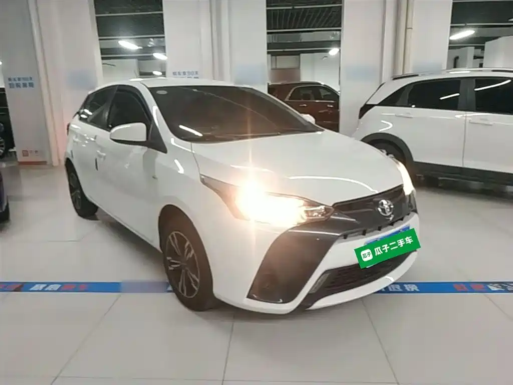 Toyota Yaris L 2018 — фото 4