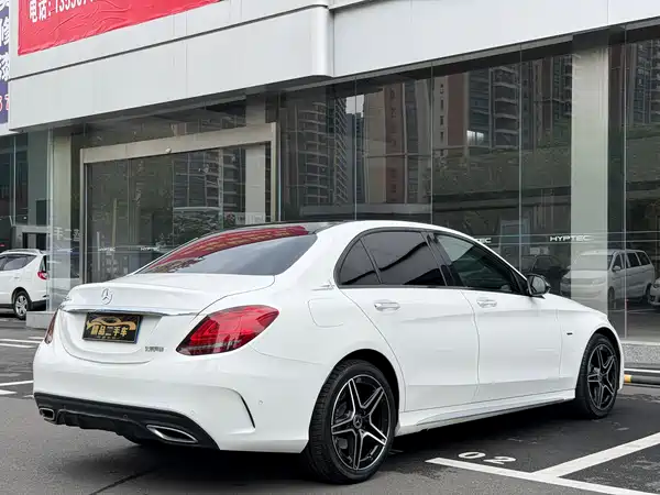 Mercedes-Benz C-Class 2021