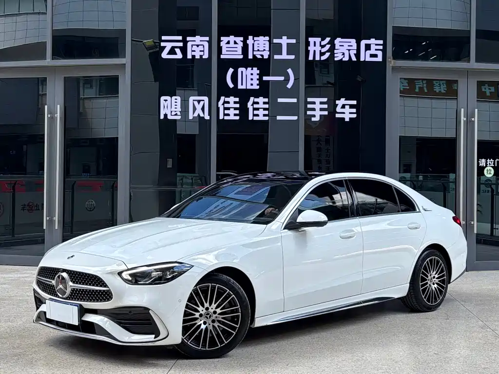 Mercedes-Benz C-Class 2024 — фото 1