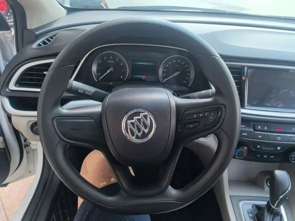 Buick Excelle GT 2017 — фото 11