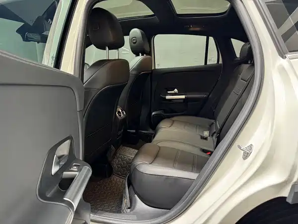 Mercedes-Benz GLA 2022