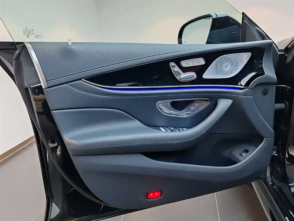 Mercedes-Benz AMG GT 2025 — фото 14