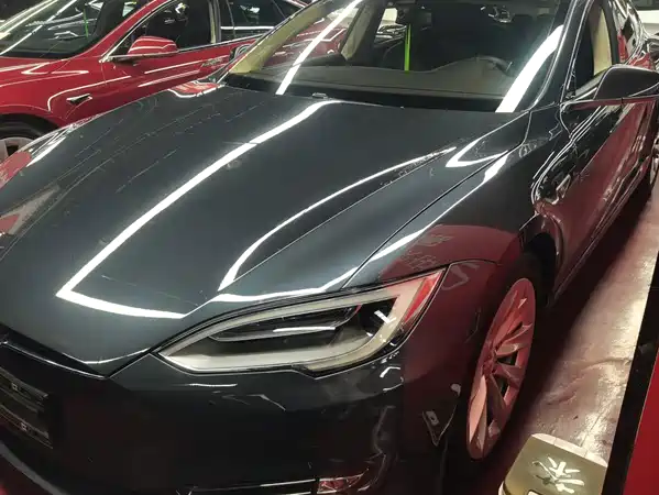 Tesla Model S 2017
