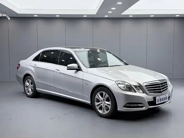 Mercedes-Benz E-Class 2012
