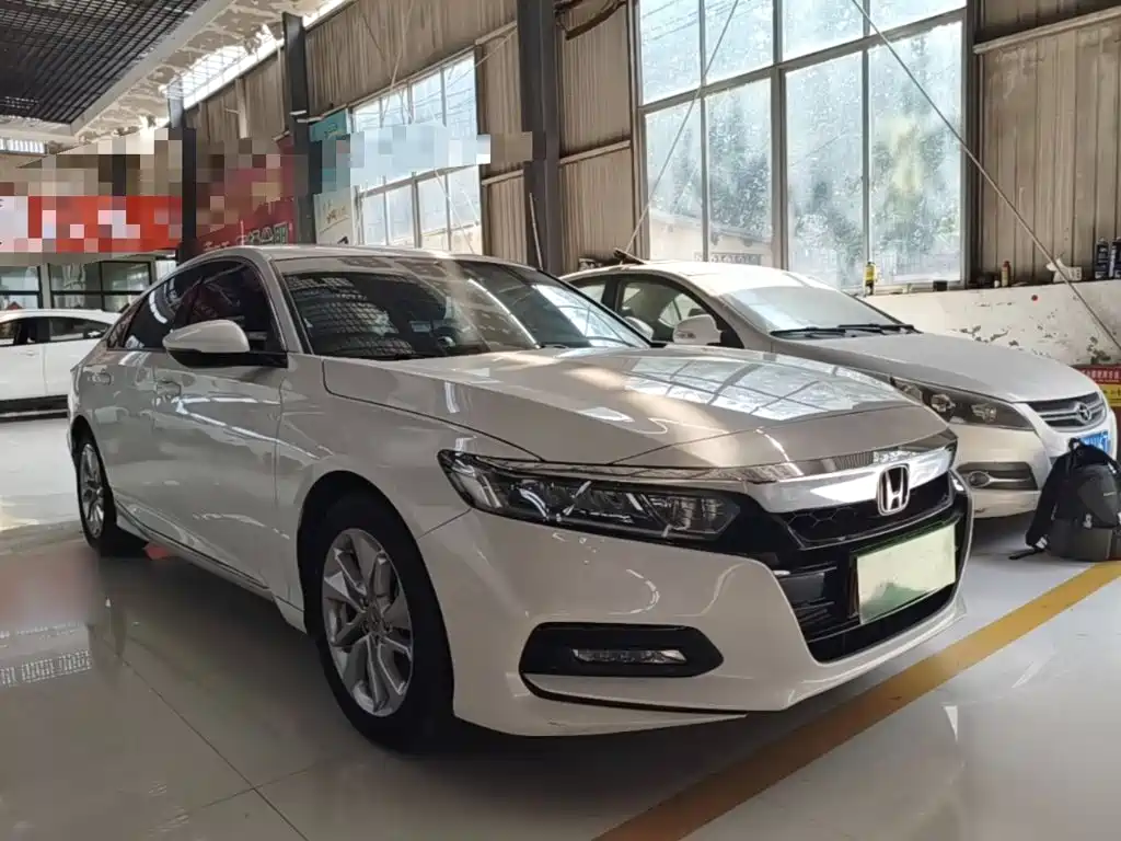Honda Accord 2021 — фото 4