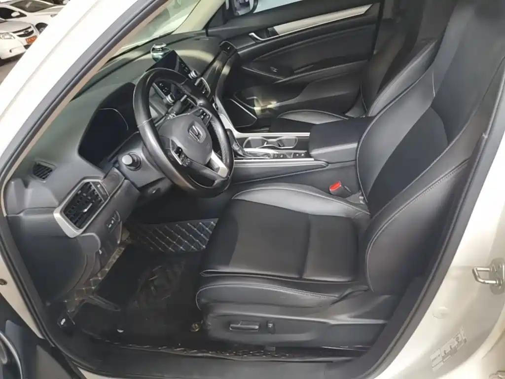 Honda Accord 2021 — фото 15