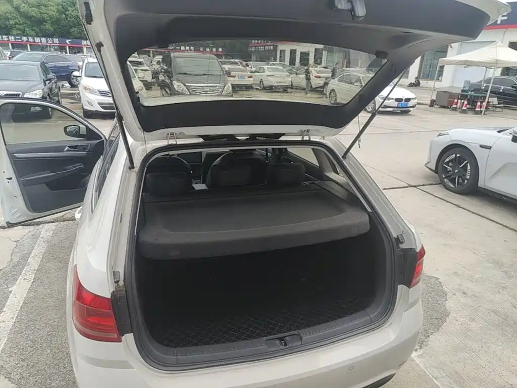 Volkswagen Gran Lavida 2019 — фото 19