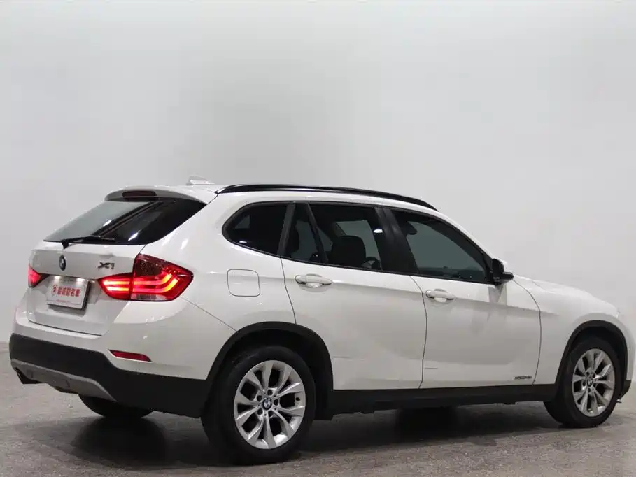 BMW X1 2013 — фото 4