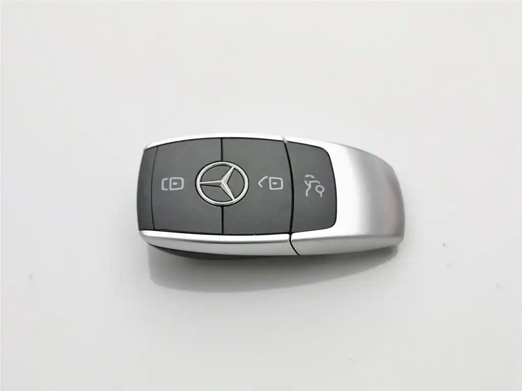 Mercedes-Benz GLB 2020 — фото 19