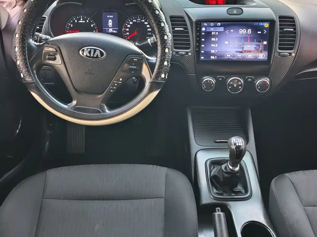 Kia K3 2013