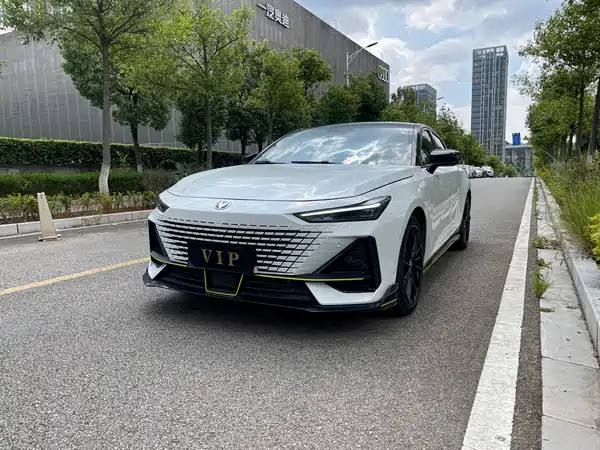 Changan UNI-V 2022