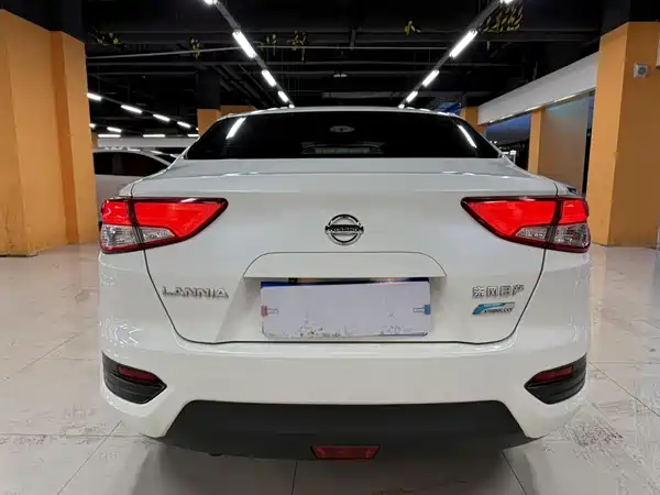 Nissan Bluebird 2022