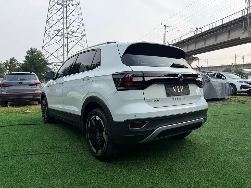 Volkswagen Tacqua 2022