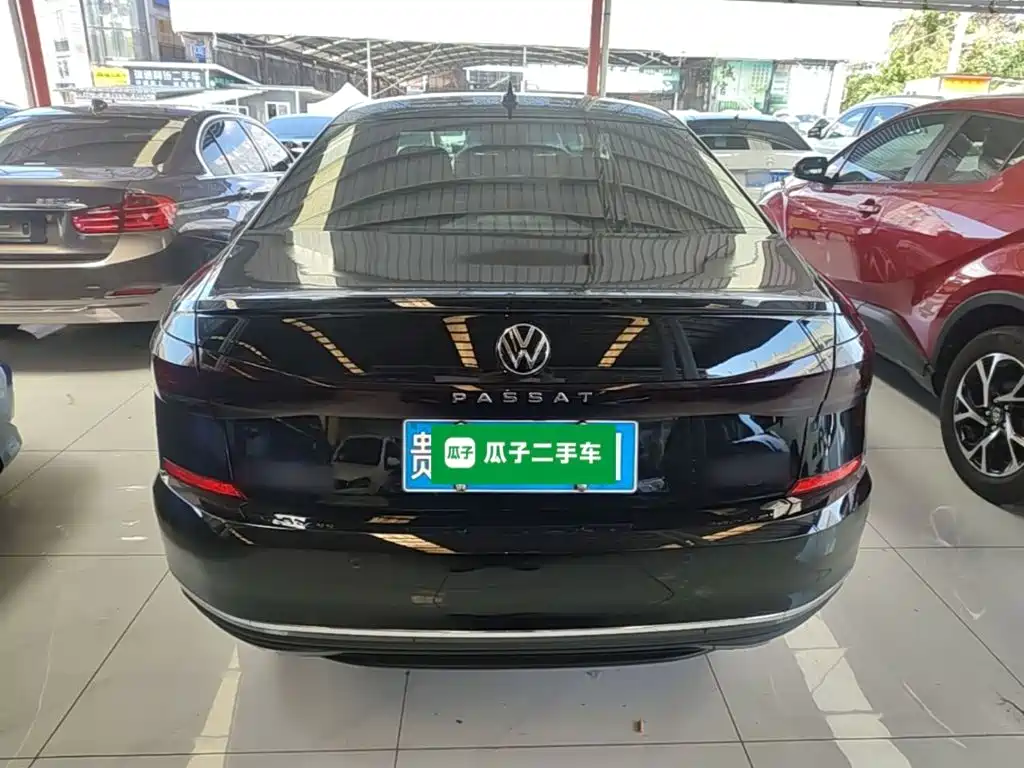 Volkswagen Passat 2025