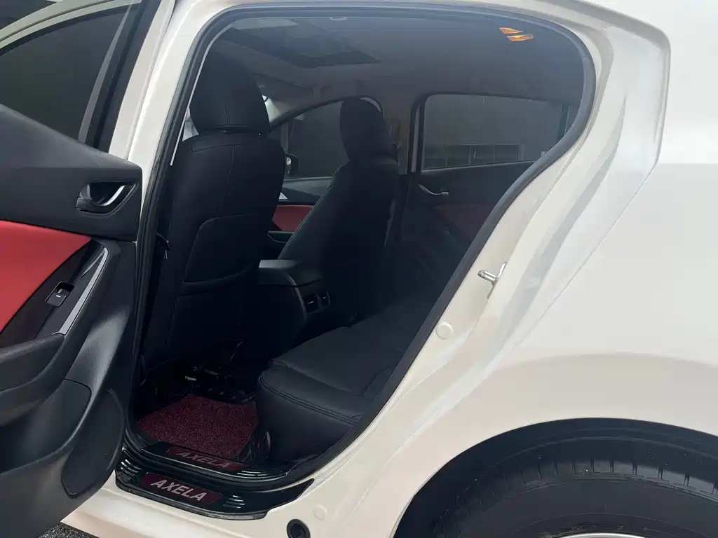 Mazda 3 Axela 2018