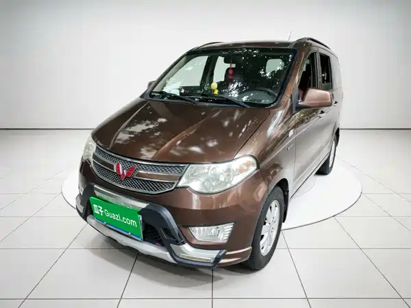 Wuling Hongguang 2016