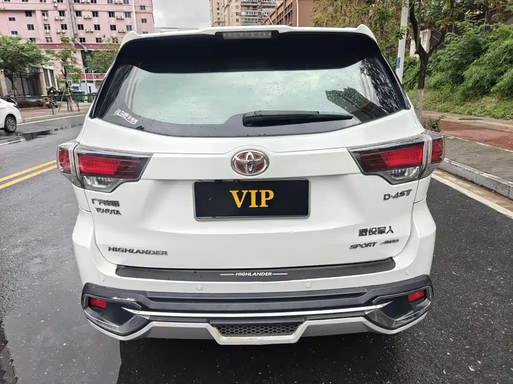 Toyota Highlander 2015 — фото 5