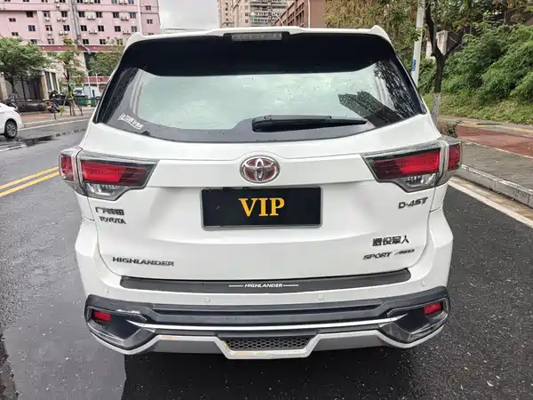 Toyota Highlander 2015