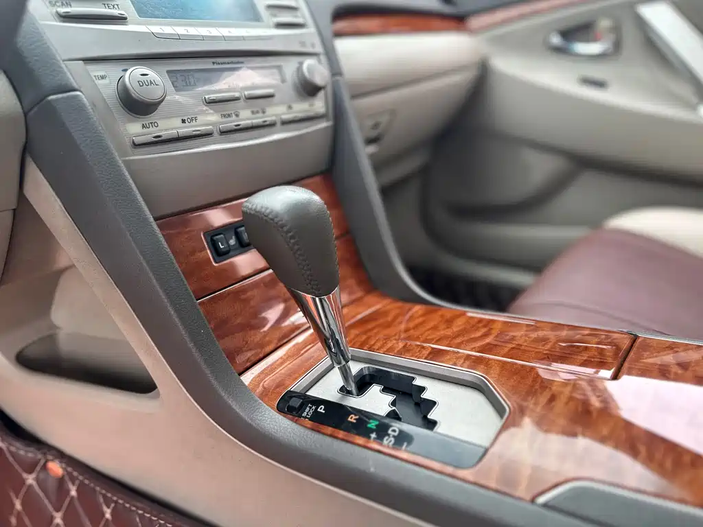 Toyota Camry 2007 — фото 13