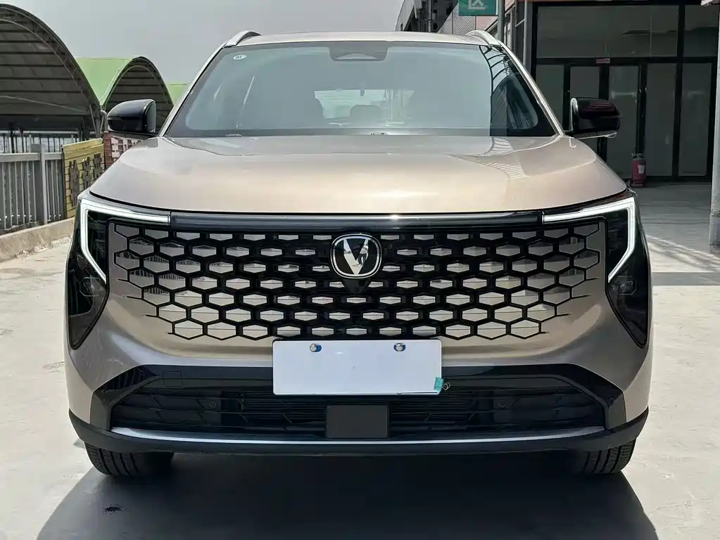 Changan CS55PLUS 2025 — фото 2