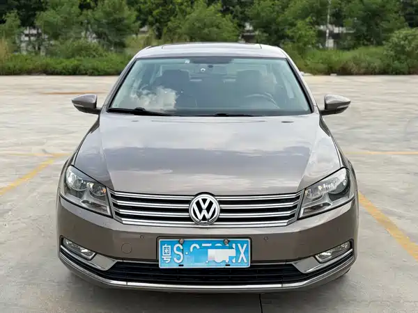 Volkswagen Magotan 2016