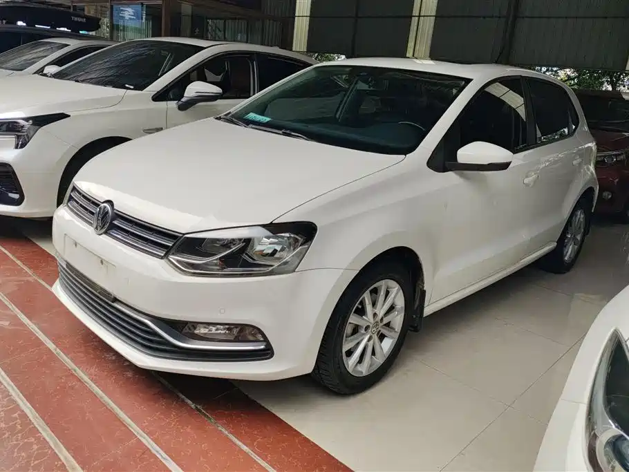 Volkswagen Polo 2015
