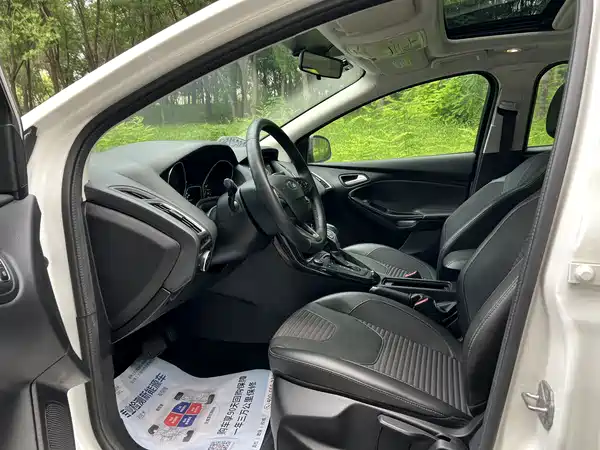 Ford Focus 2016