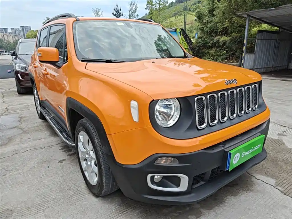 Jeep Renegade 2018 — фото 4