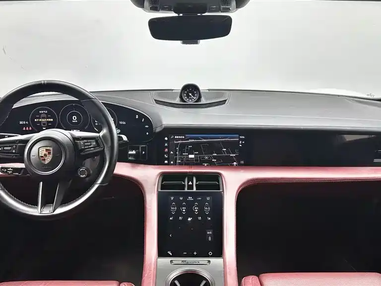 Porsche Taycan 2021 — фото 13