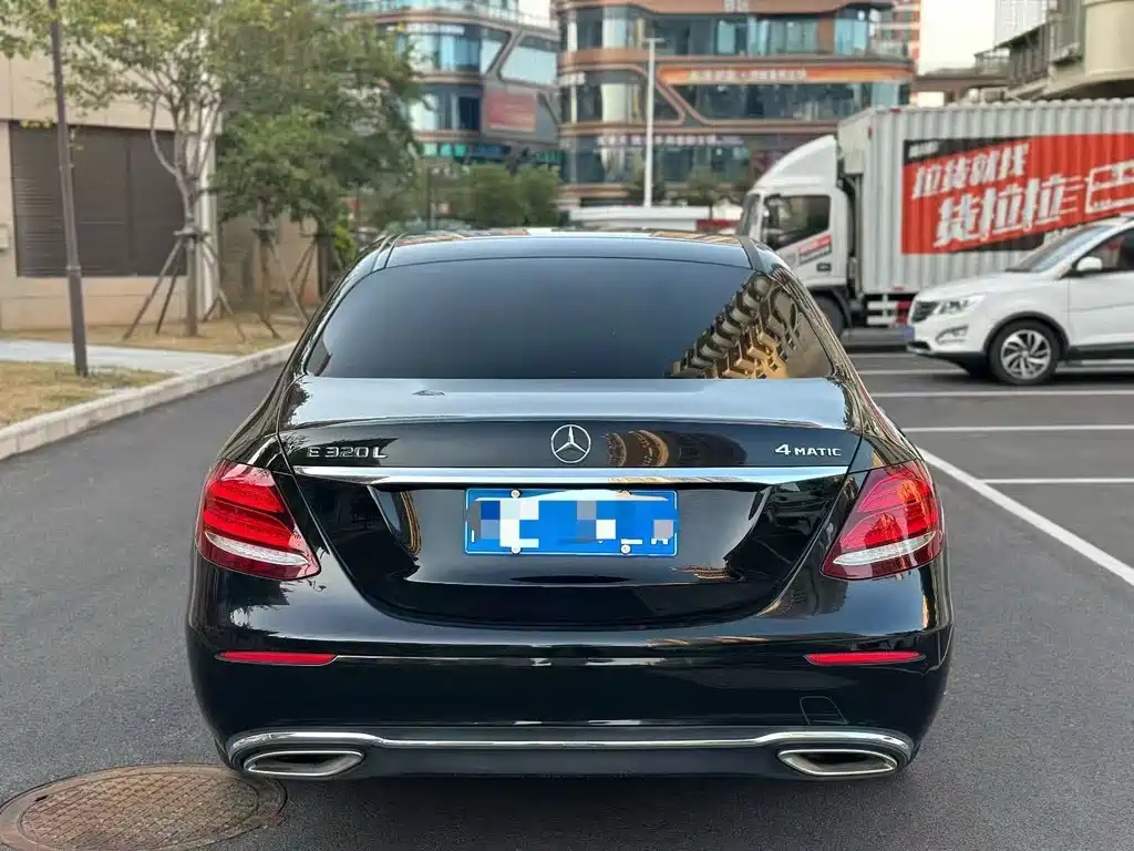 Mercedes-Benz E-Class 2018 — фото 8