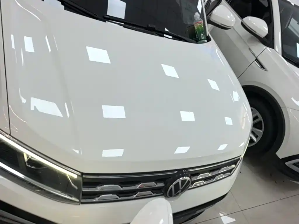 Volkswagen T-Cross 2021