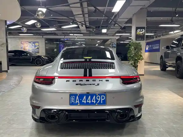 Porsche 911 2017