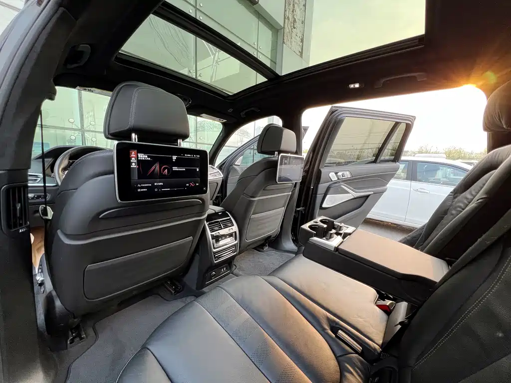 BMW X7 2020 — фото 12