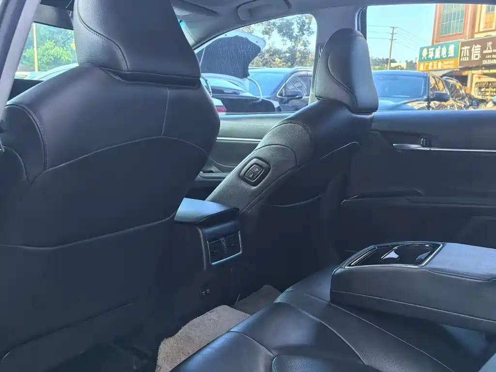 Toyota Camry 2022