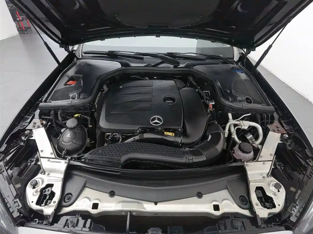 Mercedes-Benz E-Class 2020 — фото 6
