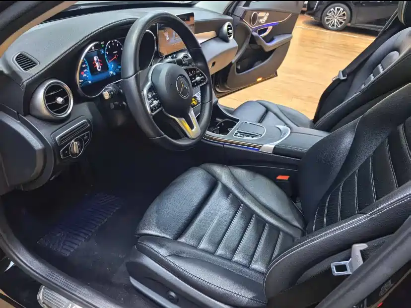 Mercedes-Benz C-Class 2019