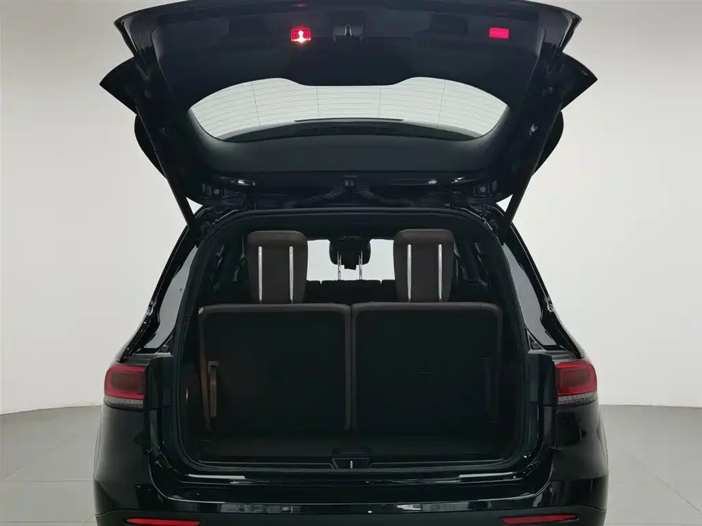 Mercedes-Benz GLB 2023 — фото 16