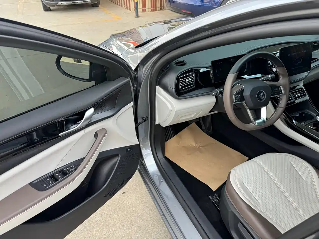 BYD Qin PLUS 2025
