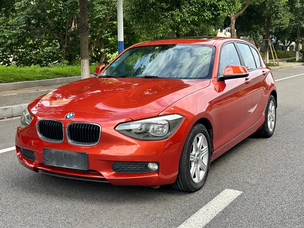 BMW 1 Series 2014 — фото 1