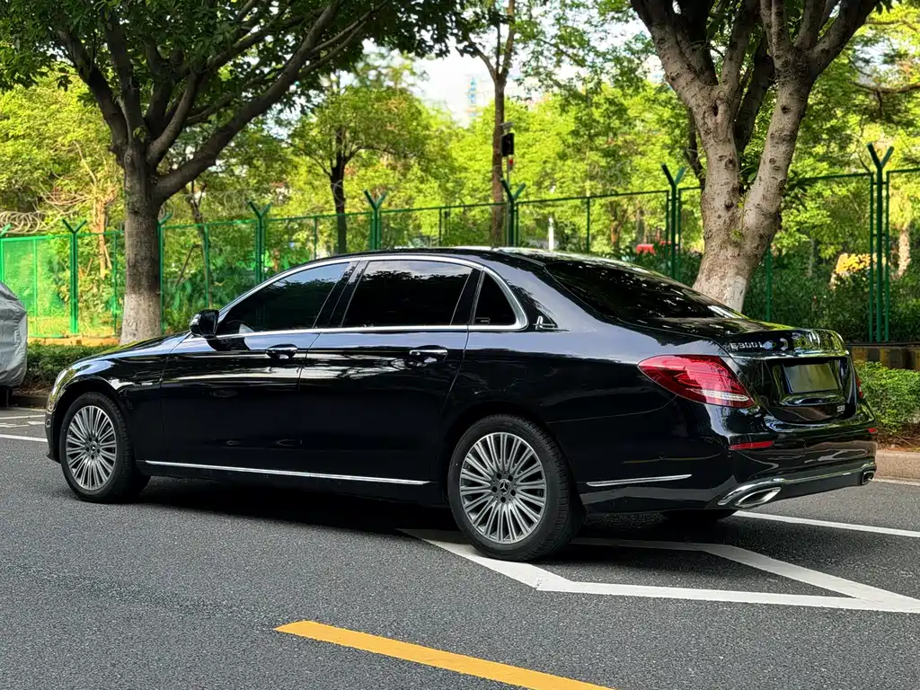 Mercedes-Benz E-Class 2020