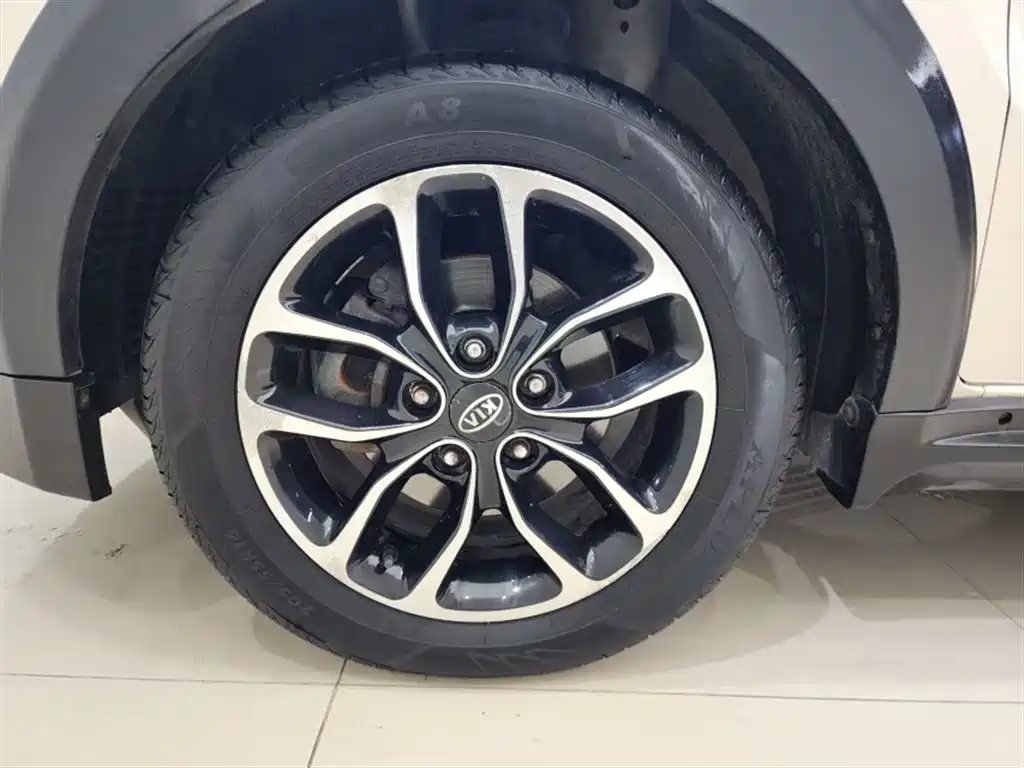 Kia Soul 2015 — фото 18