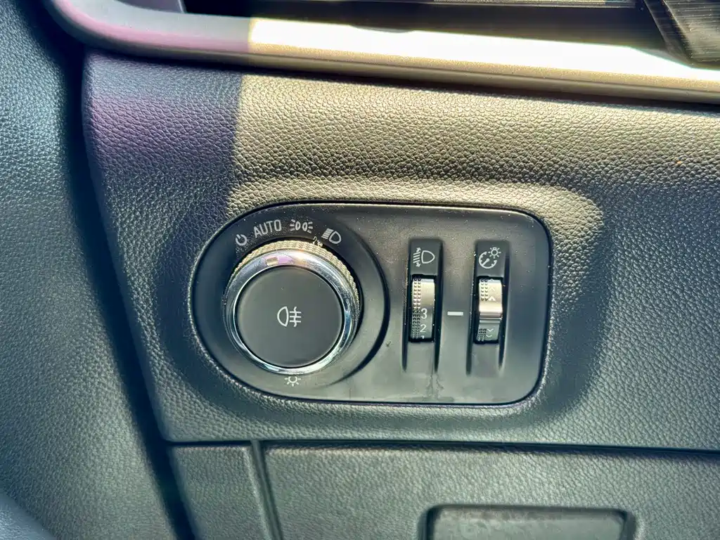 Buick Verano 2017 — фото 19