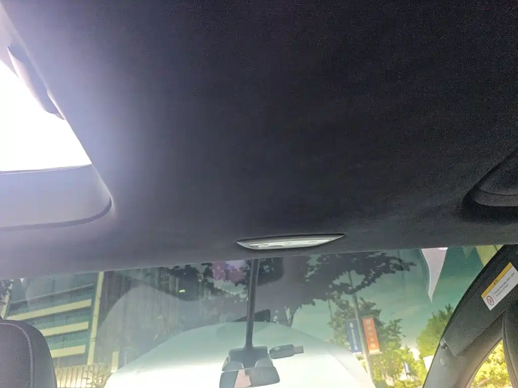 Tesla Model X 2020 — фото 19
